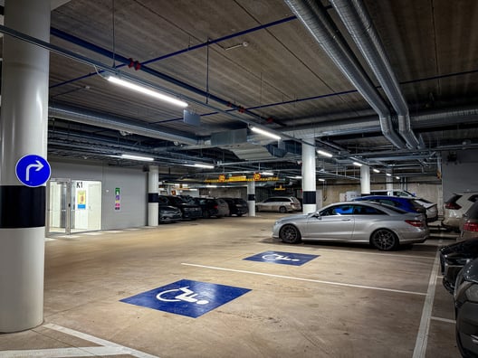 EriCa Green Chemistry Park – pysäköinti, lataus ja yhteiskäyttöautot samassa kokonaisuudessa