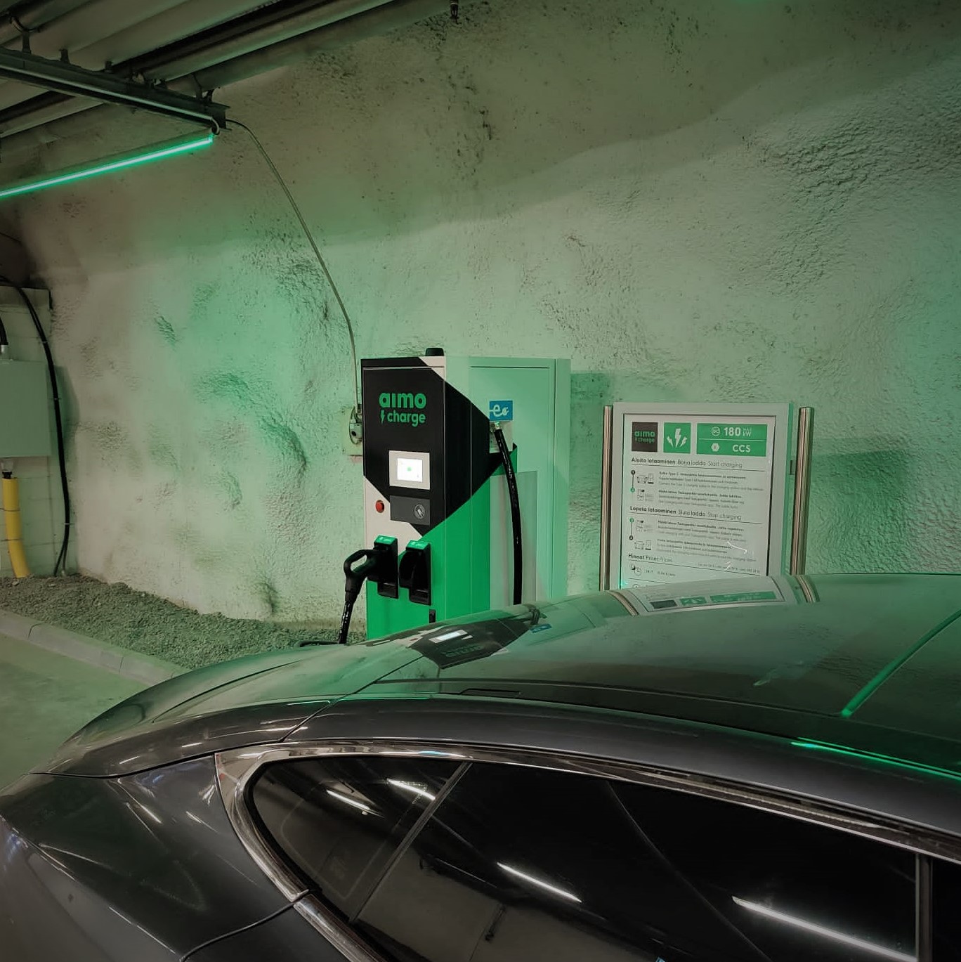 Aimo Charge fast electric charger